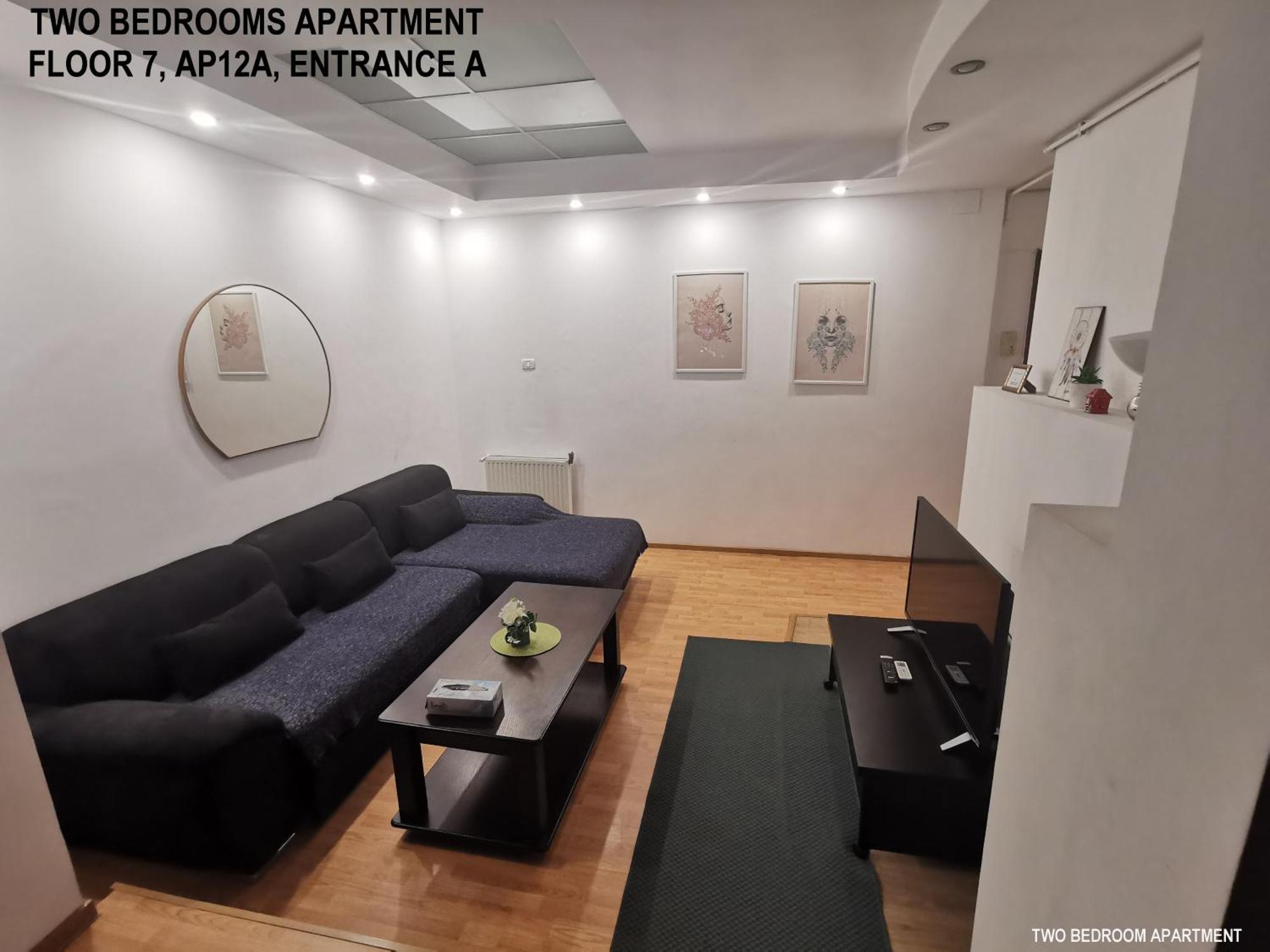 Apartment Black&white Bucharest